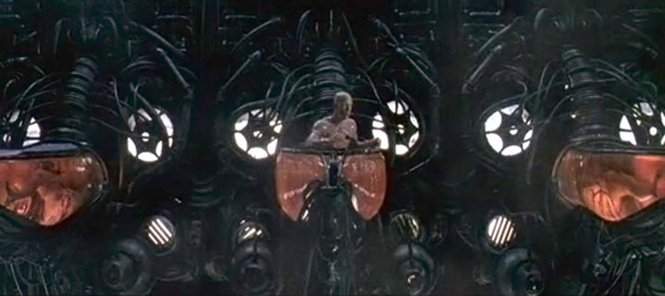 Scene of Neo waking up in a pod